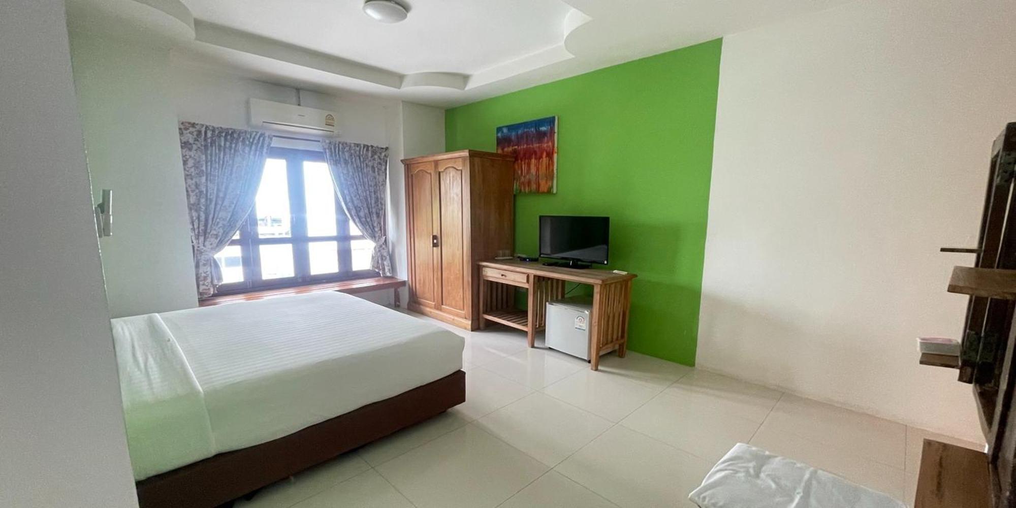לאמפאנג Yellow Tique Hotel מראה חיצוני תמונה