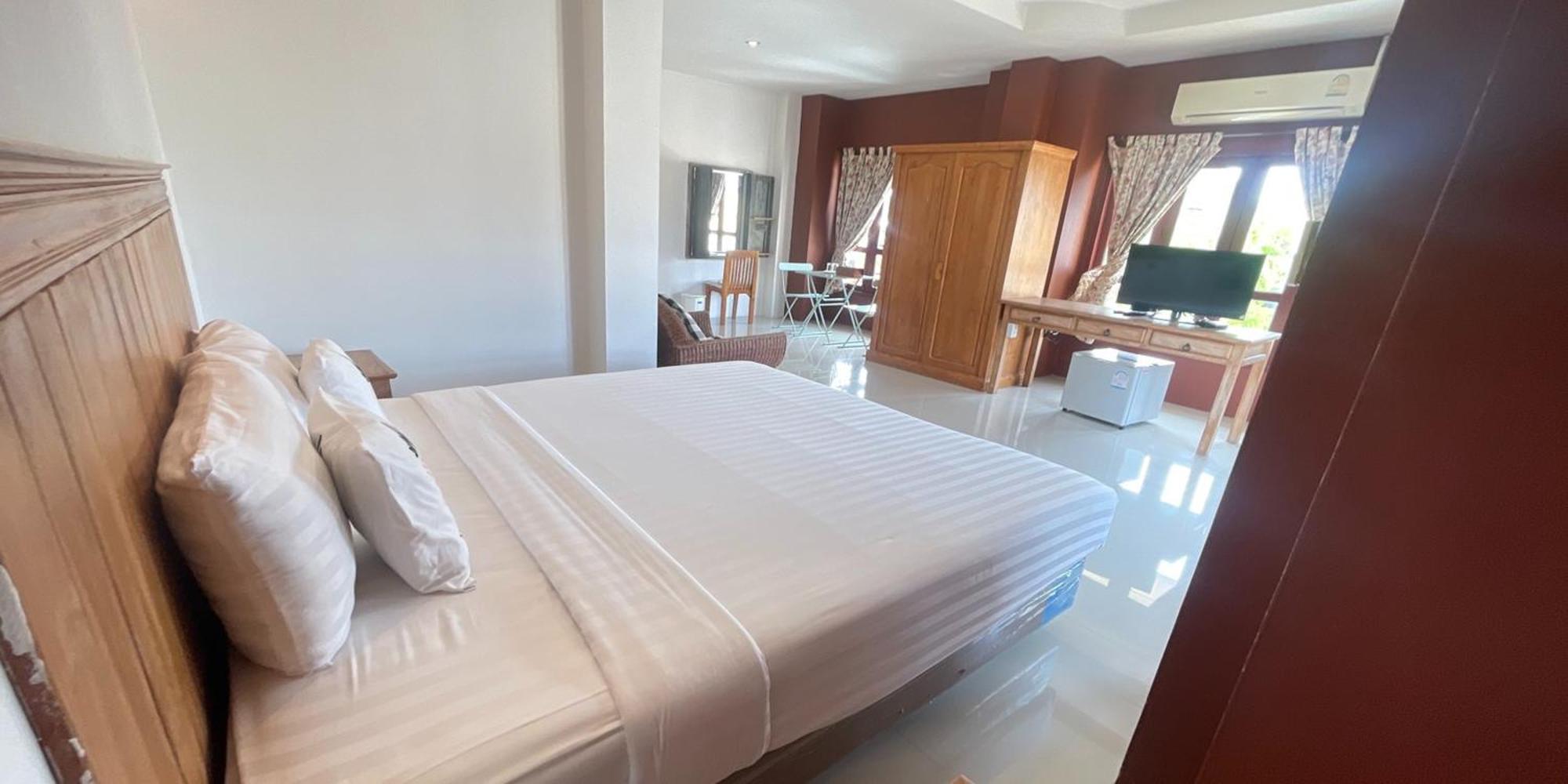 לאמפאנג Yellow Tique Hotel מראה חיצוני תמונה