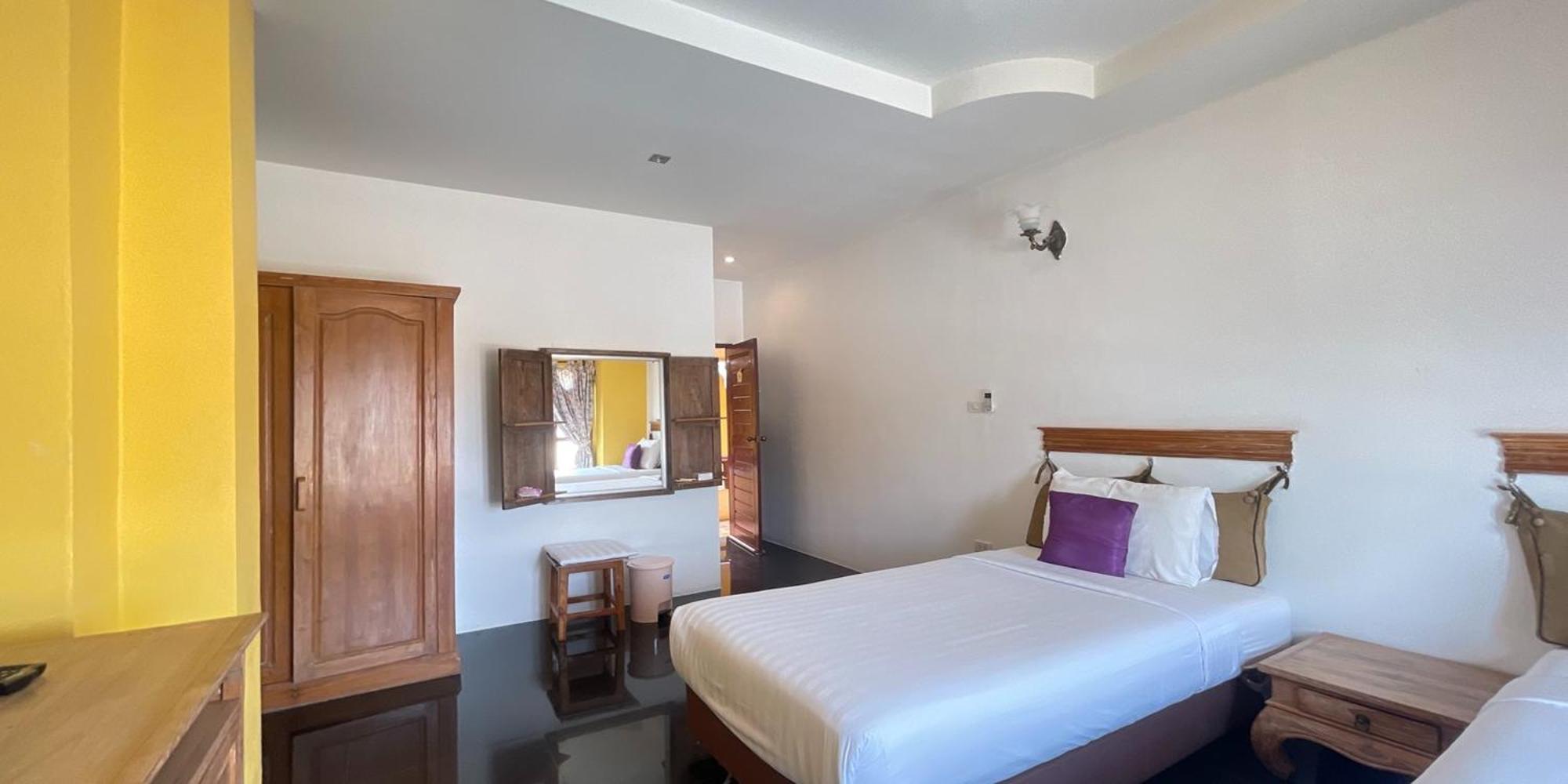 לאמפאנג Yellow Tique Hotel מראה חיצוני תמונה